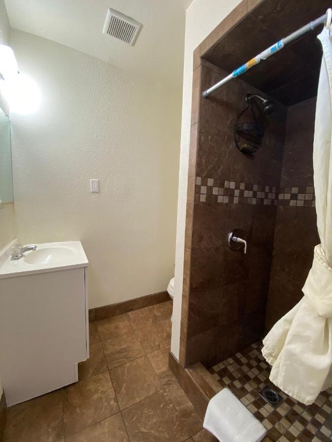 Economy Inn Пасо-Роблес Екстер'єр фото