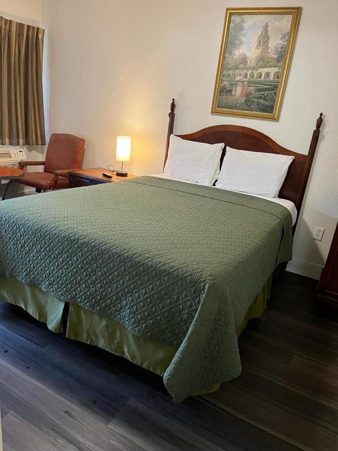 Economy Inn Пасо-Роблес Екстер'єр фото