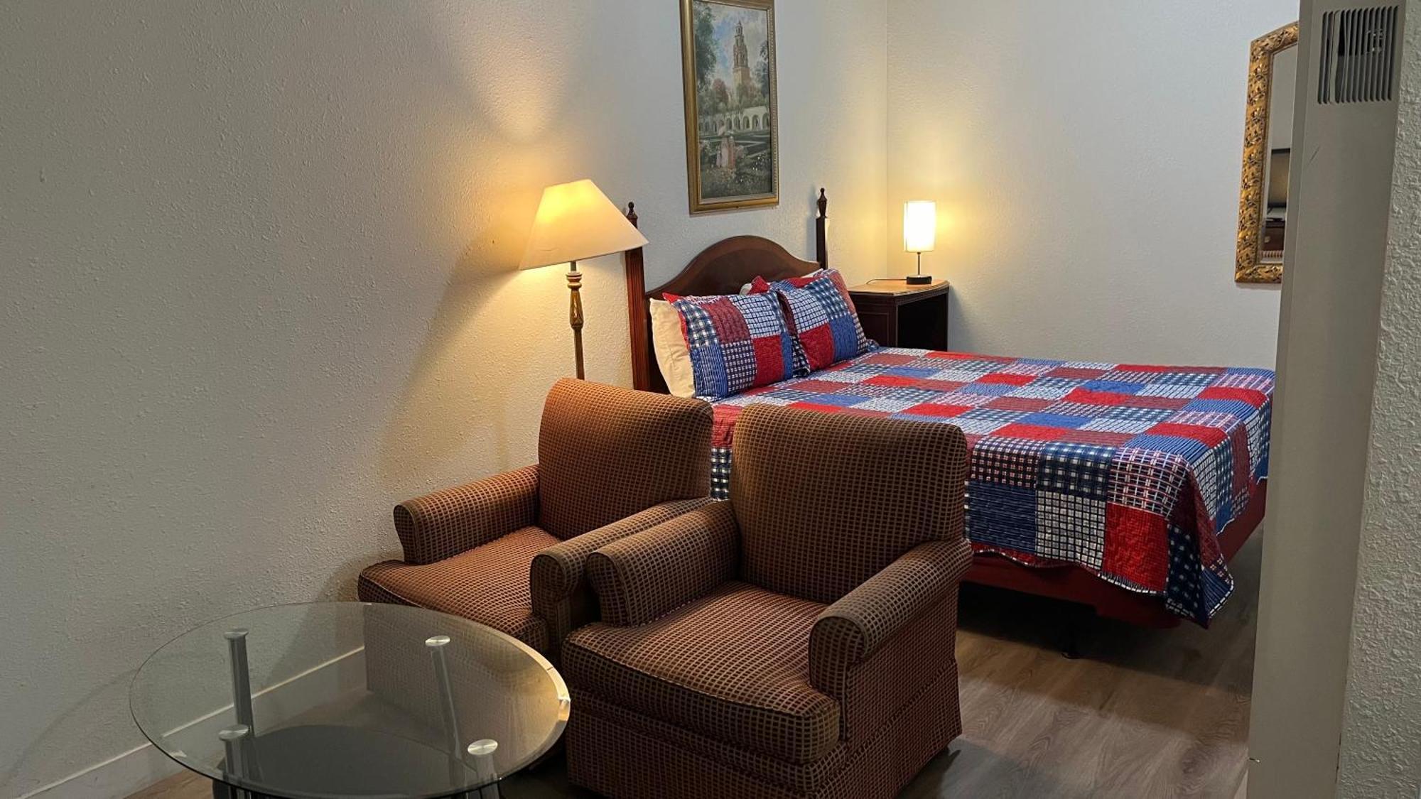 Economy Inn Пасо-Роблес Екстер'єр фото